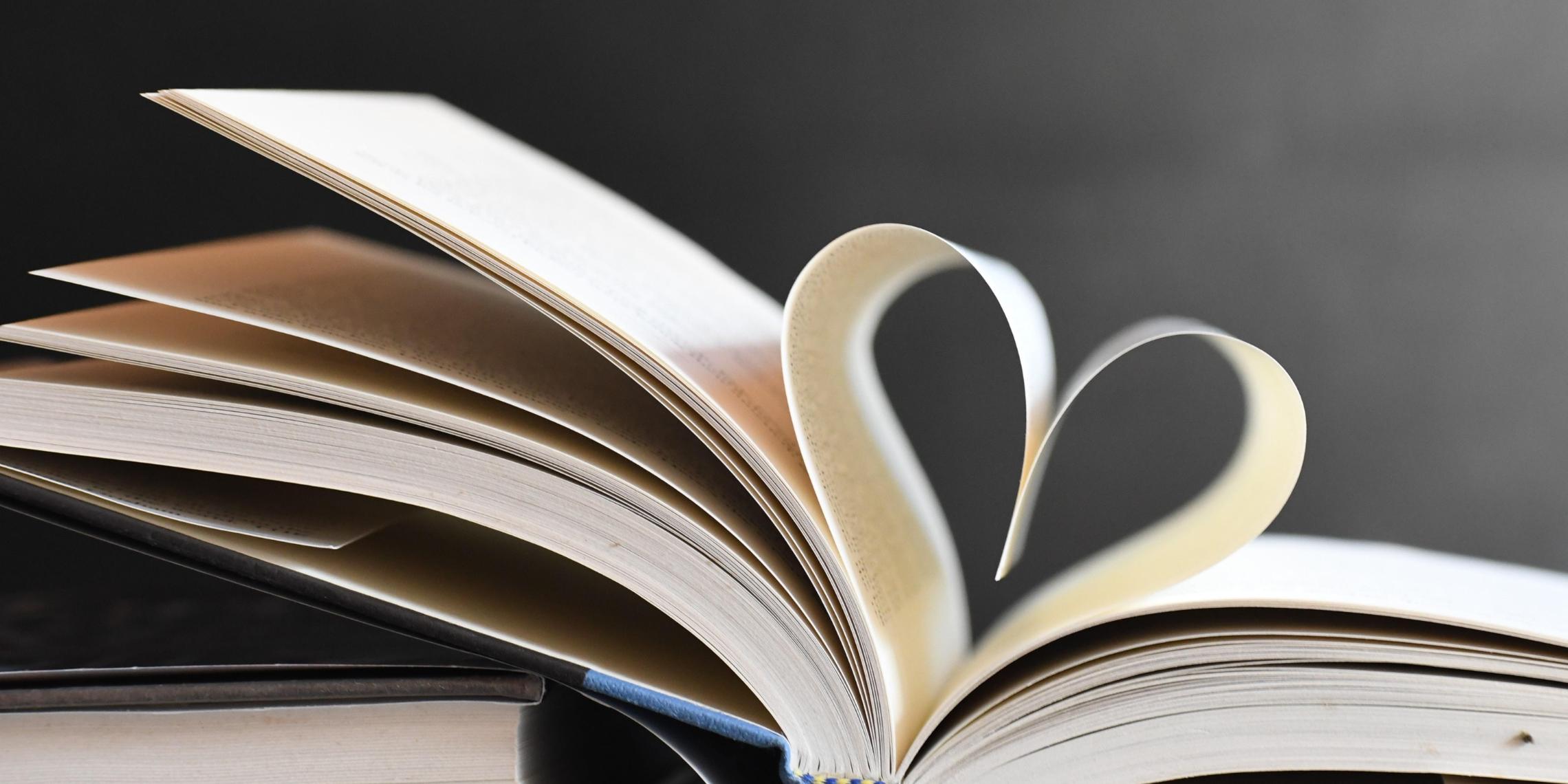 buch mit herz
